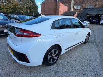 Used Hyundai IONIQ 2018 for sale - 76137086: Photo 4