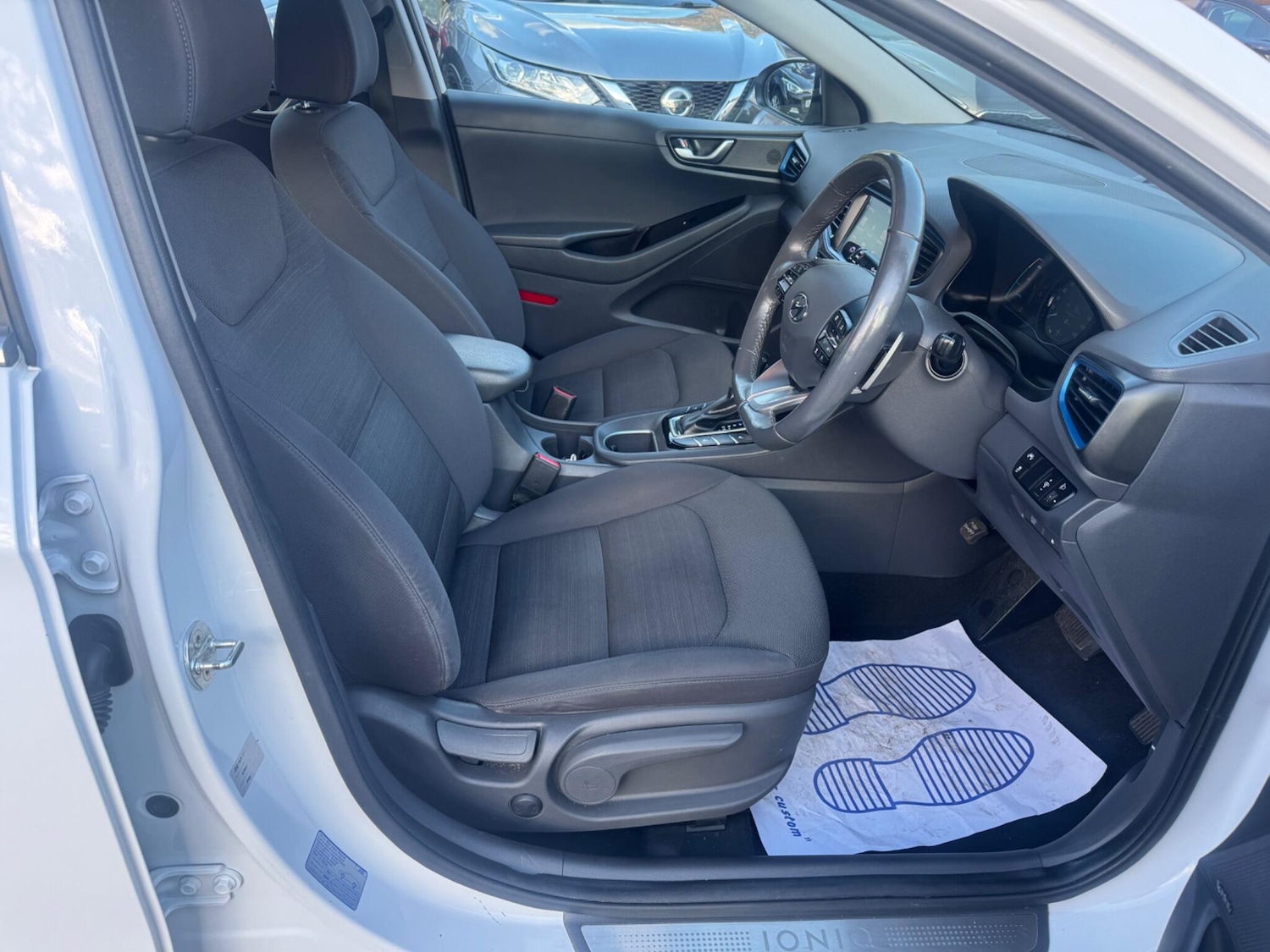 Used Hyundai IONIQ 2018 for sale - 76137086: Photo 9