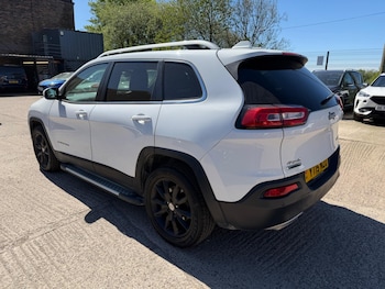 Used Jeep Cherokee 2015 for sale - 78416735: Photo