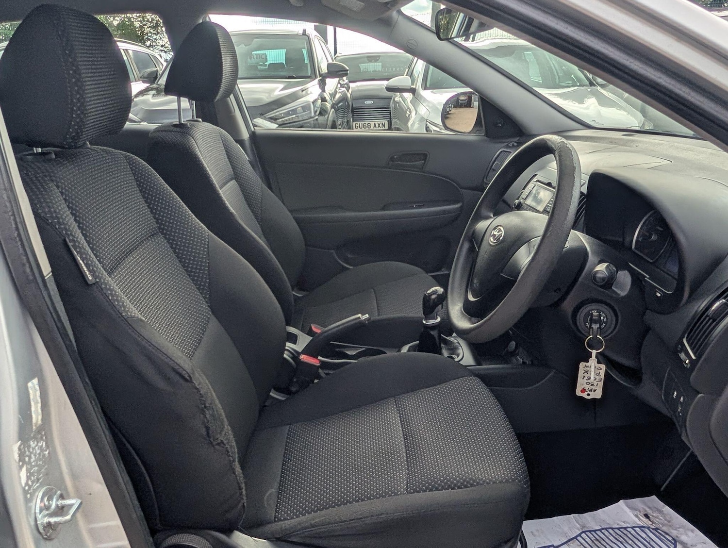 Used Hyundai i30 2011 for sale - 77081274: Photo 9