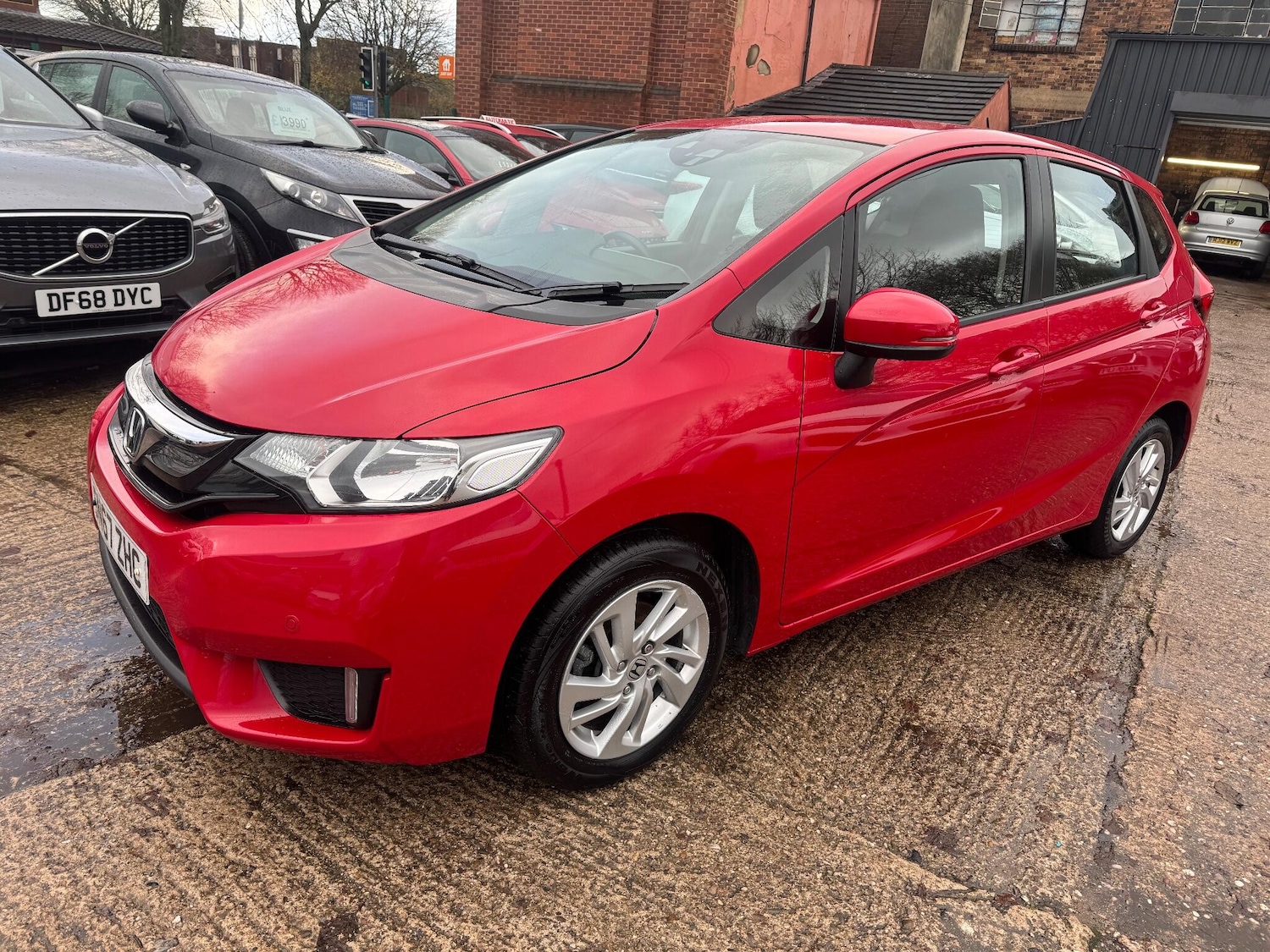 Used Honda Jazz 2017 for sale - 76633011: Photo 3