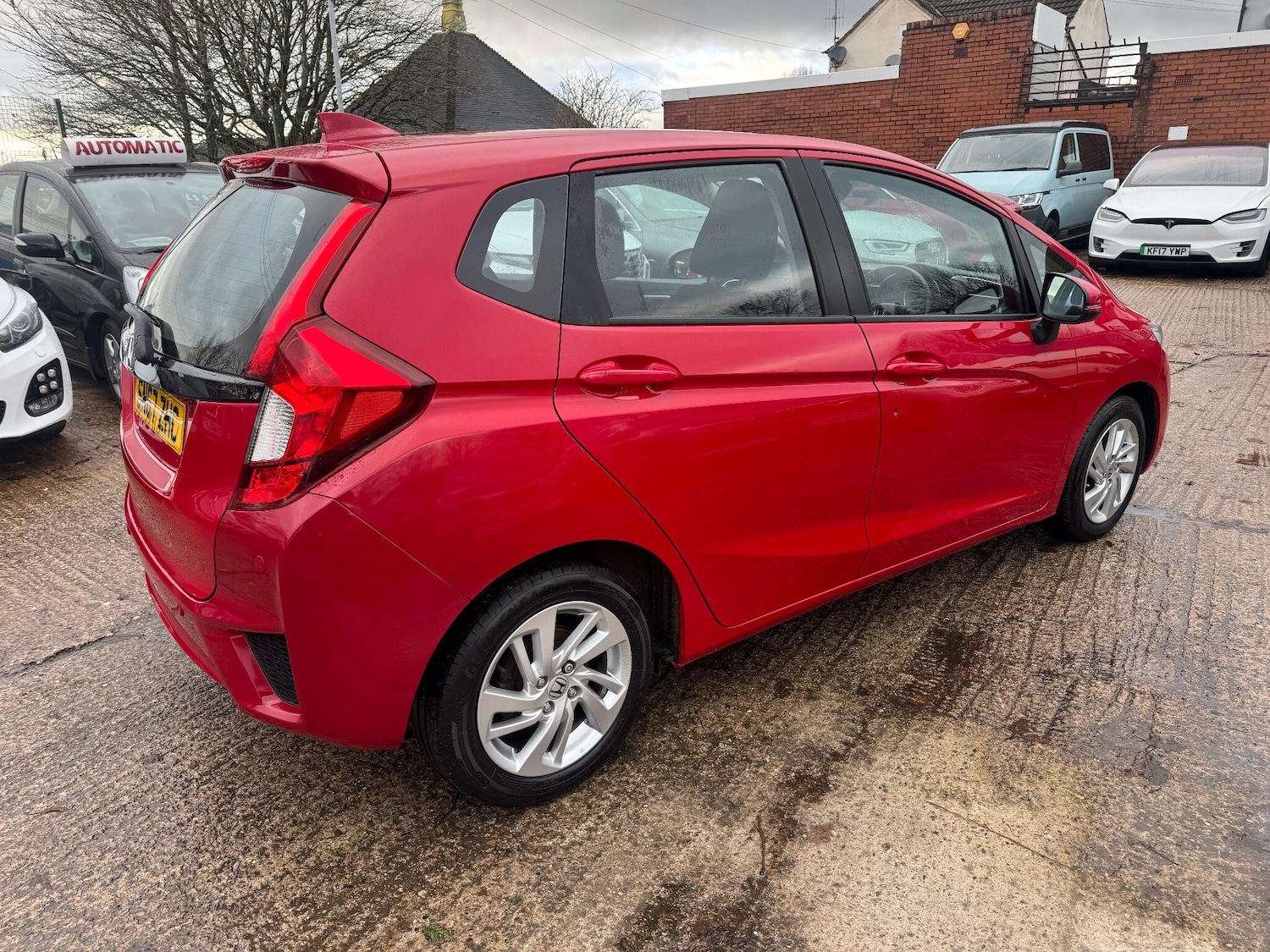 Used Honda Jazz 2017 for sale - 76633011: Photo 4
