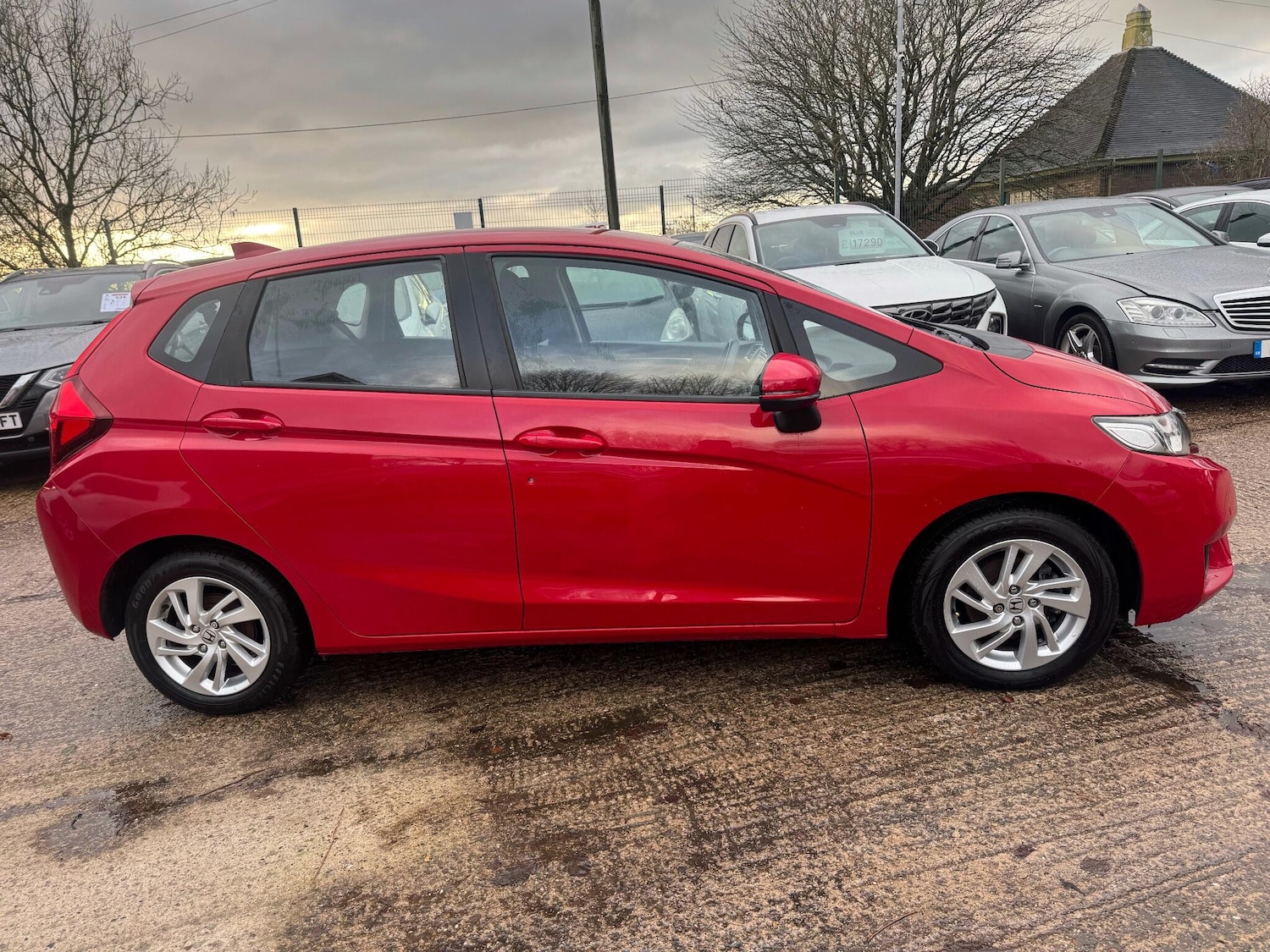 Used Honda Jazz 2017 for sale - 76633011: Photo 7