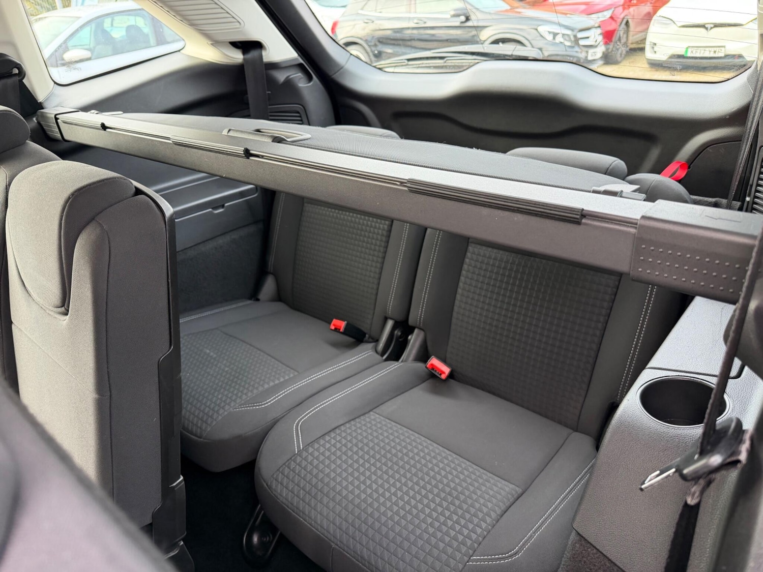 Used Ford Grand C-Max 2018 for sale - 77091409: Photo 18