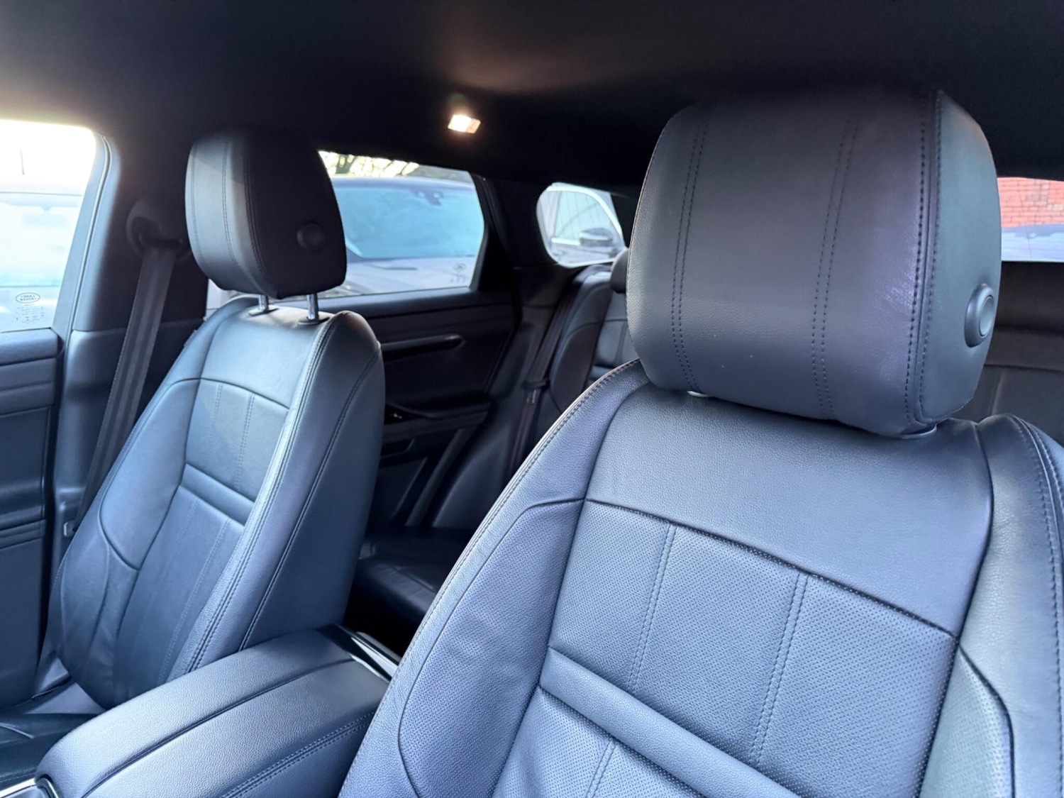 Used Land Rover Range Rover Evoque 2019 for sale - 77214937: Photo 31