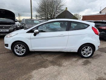 Used Ford Fiesta 2014 for sale - 78072060: Photo