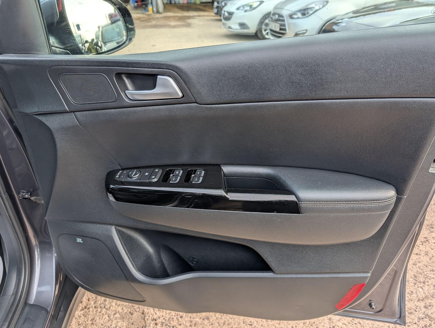 Used Kia Sportage 2017 for sale - 76584068: Photo 21