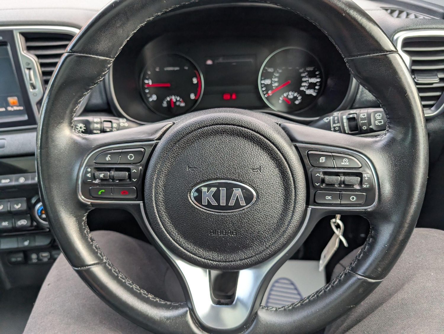 Used Kia Sportage 2017 for sale - 76584068: Photo 28