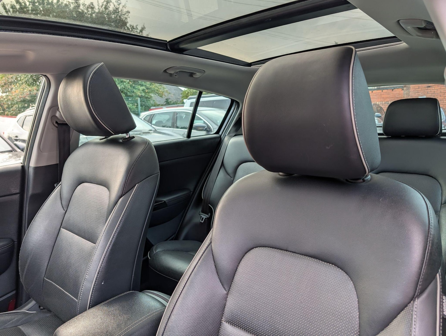 Used Kia Sportage 2017 for sale - 76584068: Photo 35