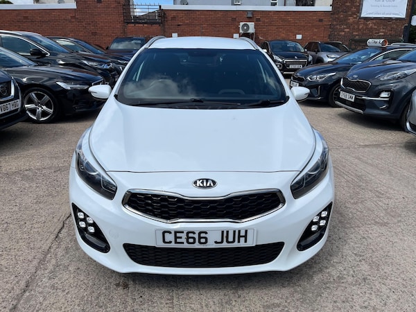 Used Kia Ceed 2016 for sale - 76270872: Photo 2