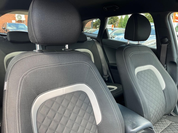 Used Kia Ceed 2016 for sale - 76270872: Photo 9