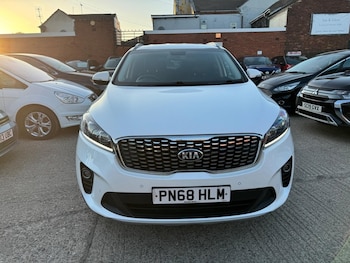 Used Kia Sorento 2018 for sale - 79230514: Photo