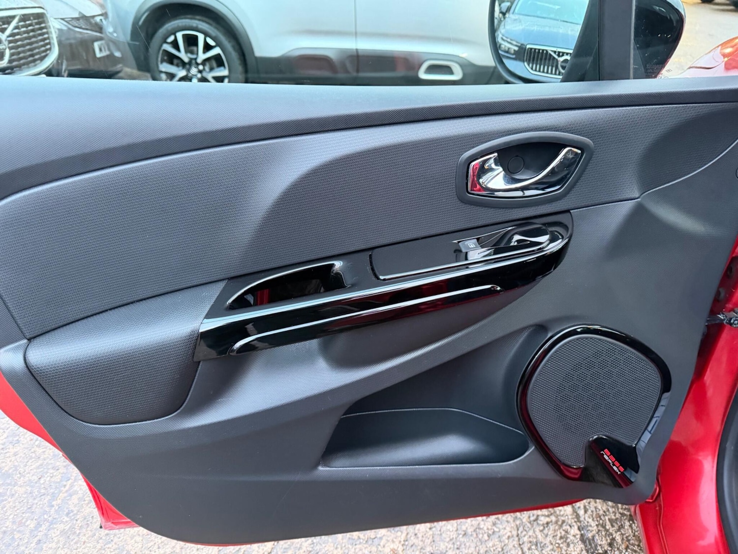 Used Renault Clio 2013 for sale - 77376867: Photo 25