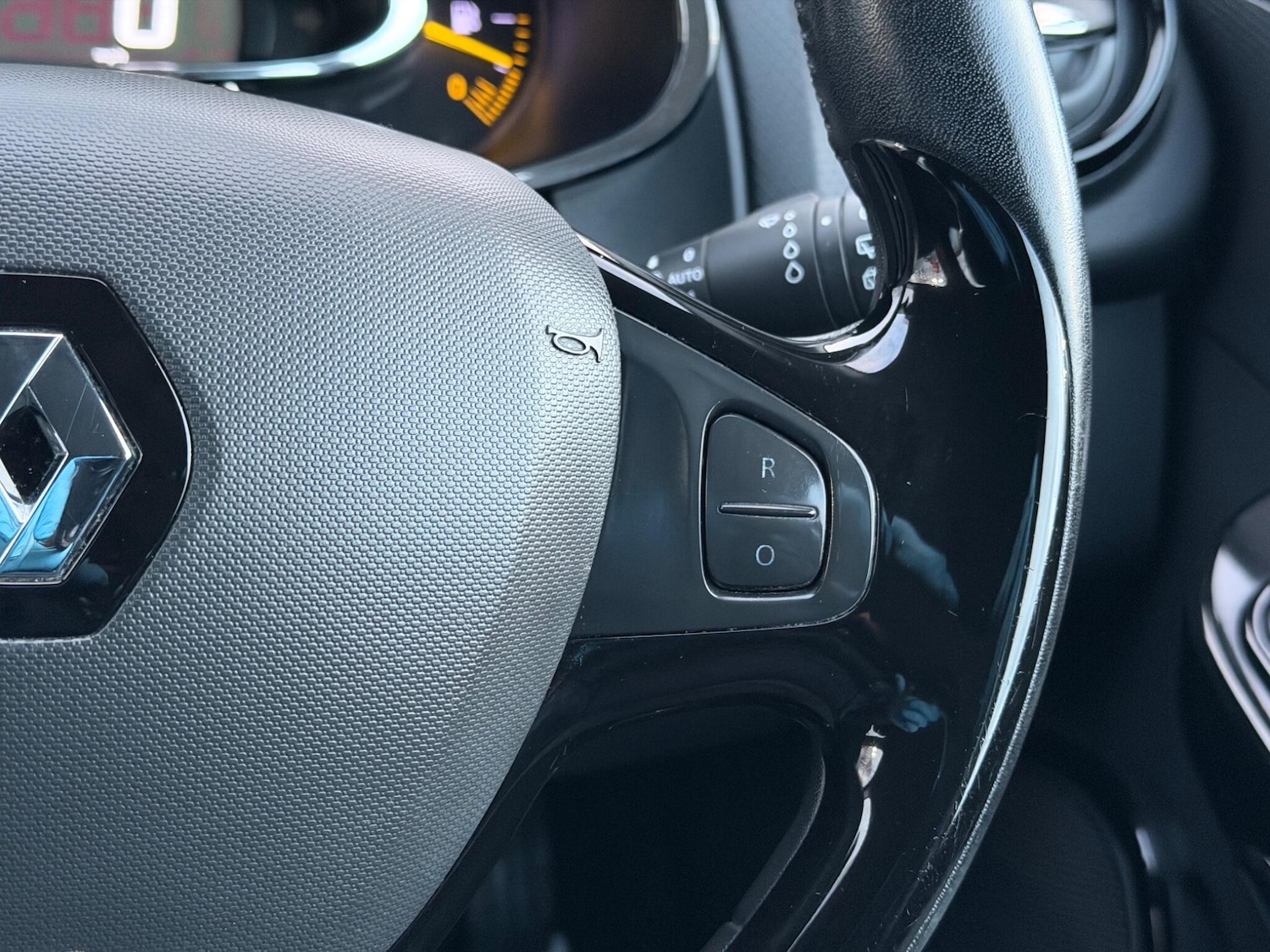 Used Renault Clio 2013 for sale - 77376867: Photo 29