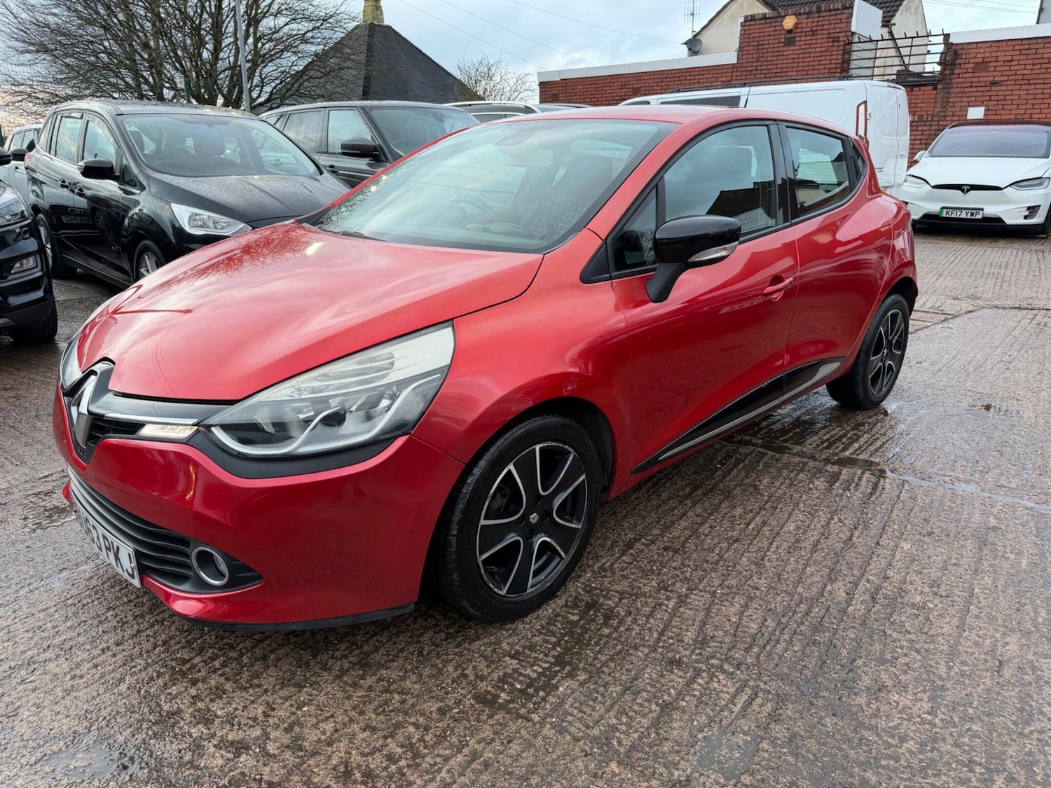 Used Renault Clio 2013 for sale - 77376867: Photo 3