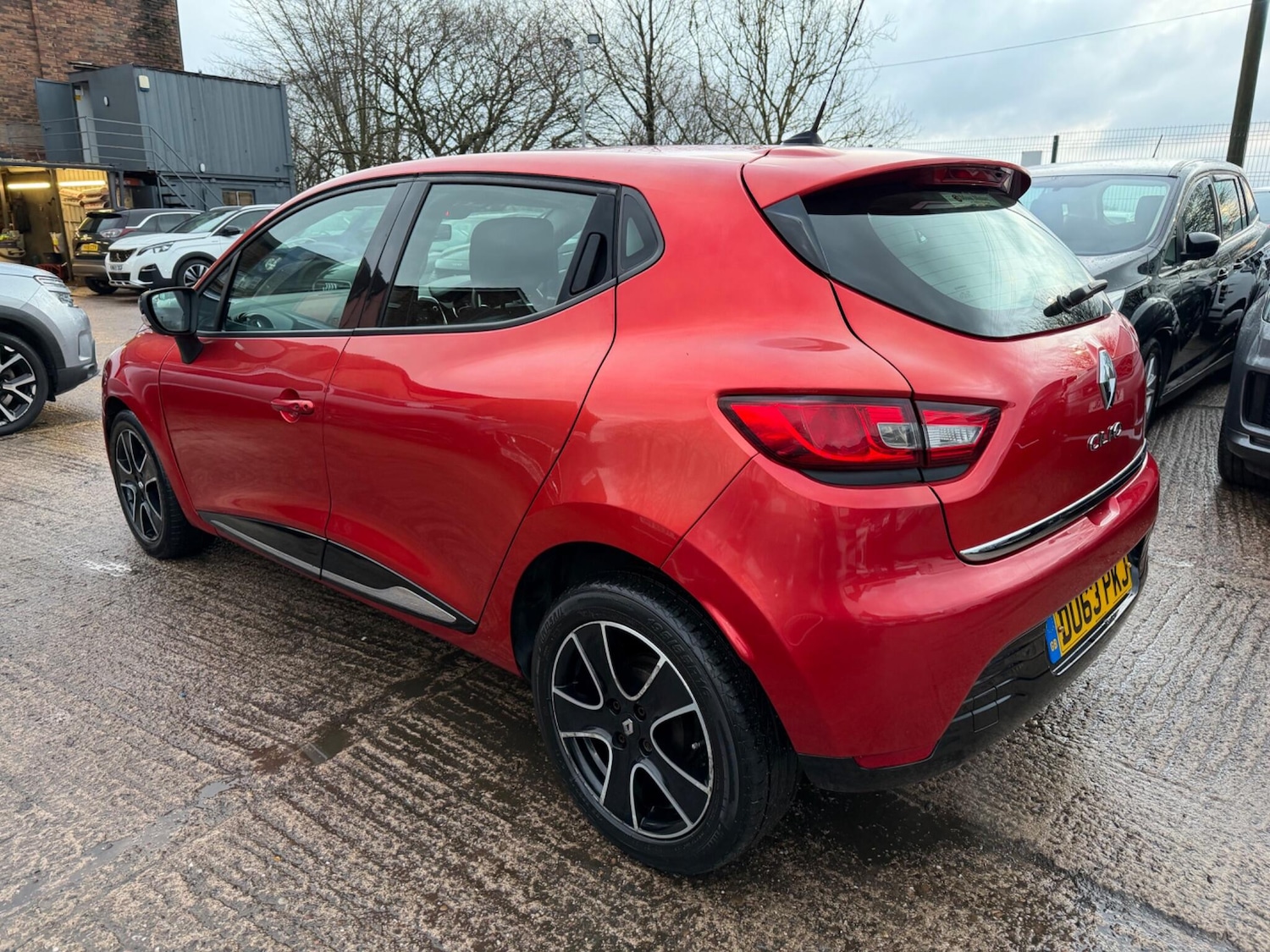 Used Renault Clio 2013 for sale - 77376867: Photo 6