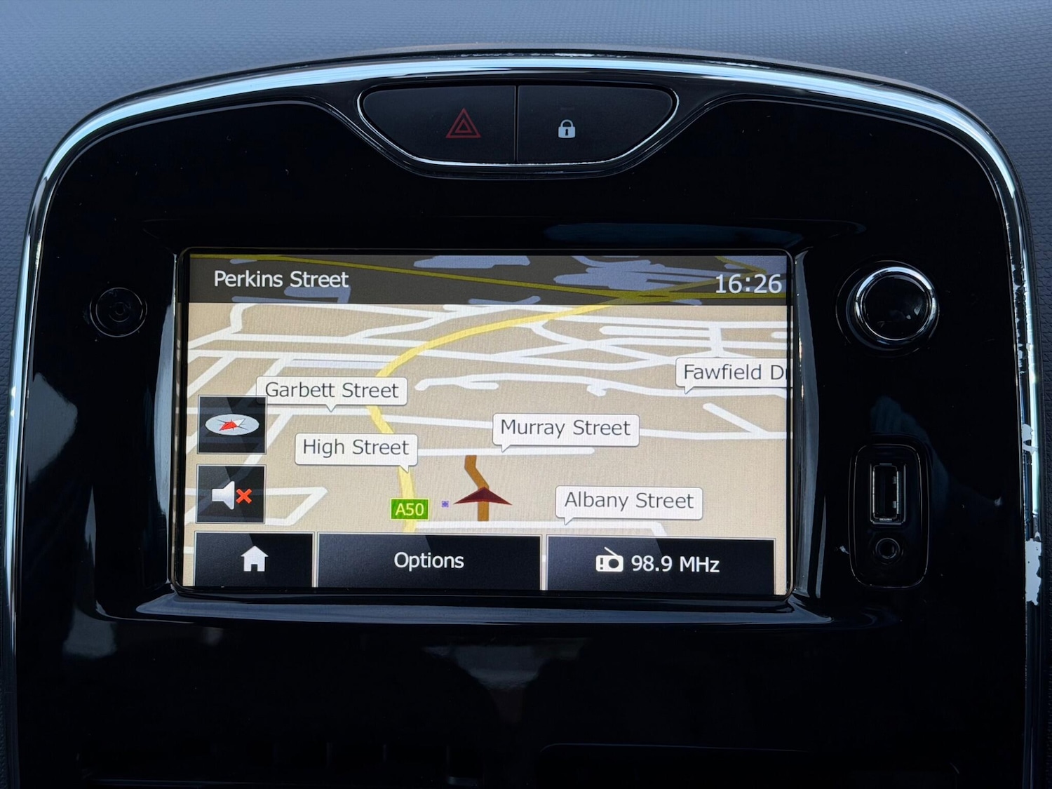 Used Renault Clio 2013 for sale - 77376867: Photo 9