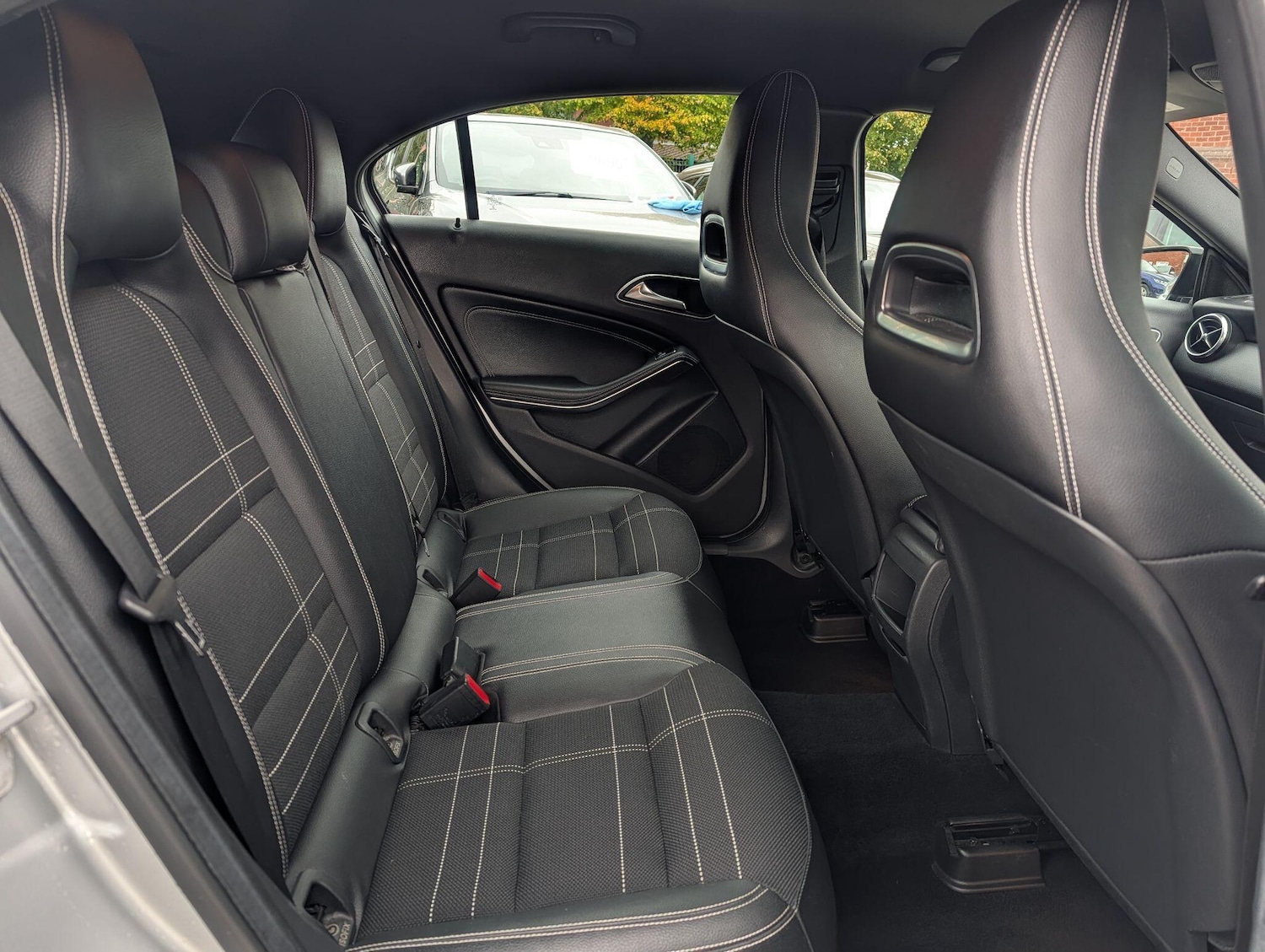 Used Mercedes-Benz A-Class 2014 for sale - 76042867: Photo 10