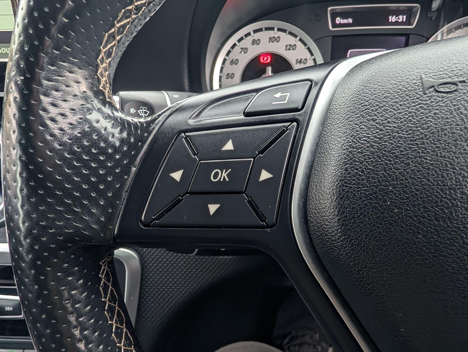 Used Mercedes-Benz A-Class 2014 for sale - 76042867: Photo 23
