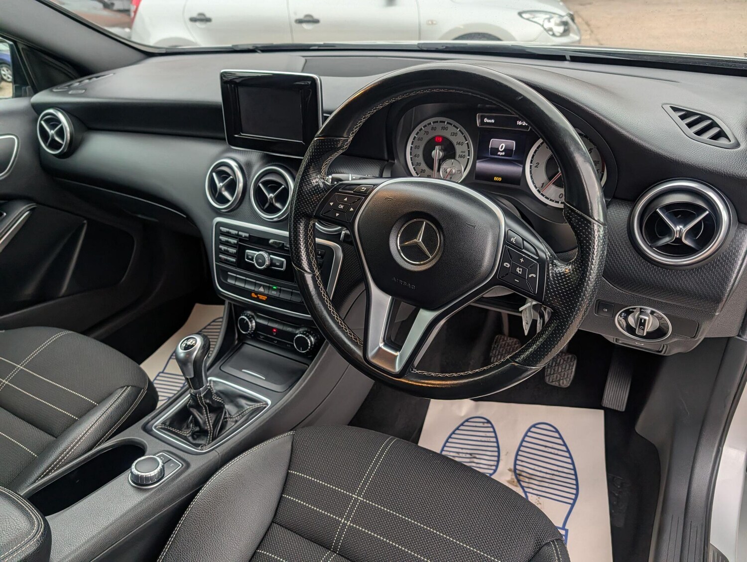 Used Mercedes-Benz A-Class 2014 for sale - 76042867: Photo 25