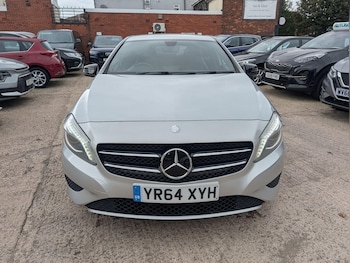 Used Mercedes-Benz A-Class 2014 for sale - 76042867: Photo 2