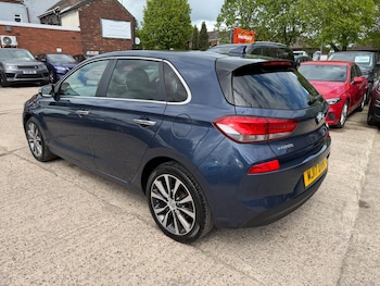 Used Hyundai i30 2017 for sale - 78562290: Photo