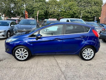 Used Ford Fiesta 2016 for sale - 75657909: Photo