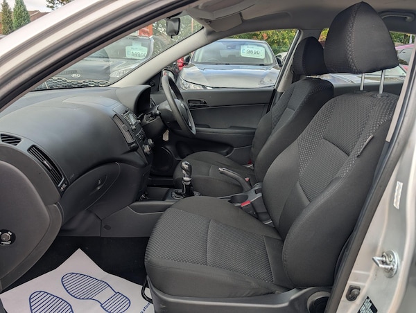 Used Hyundai i30 2011 for sale - 75989821: Photo 11