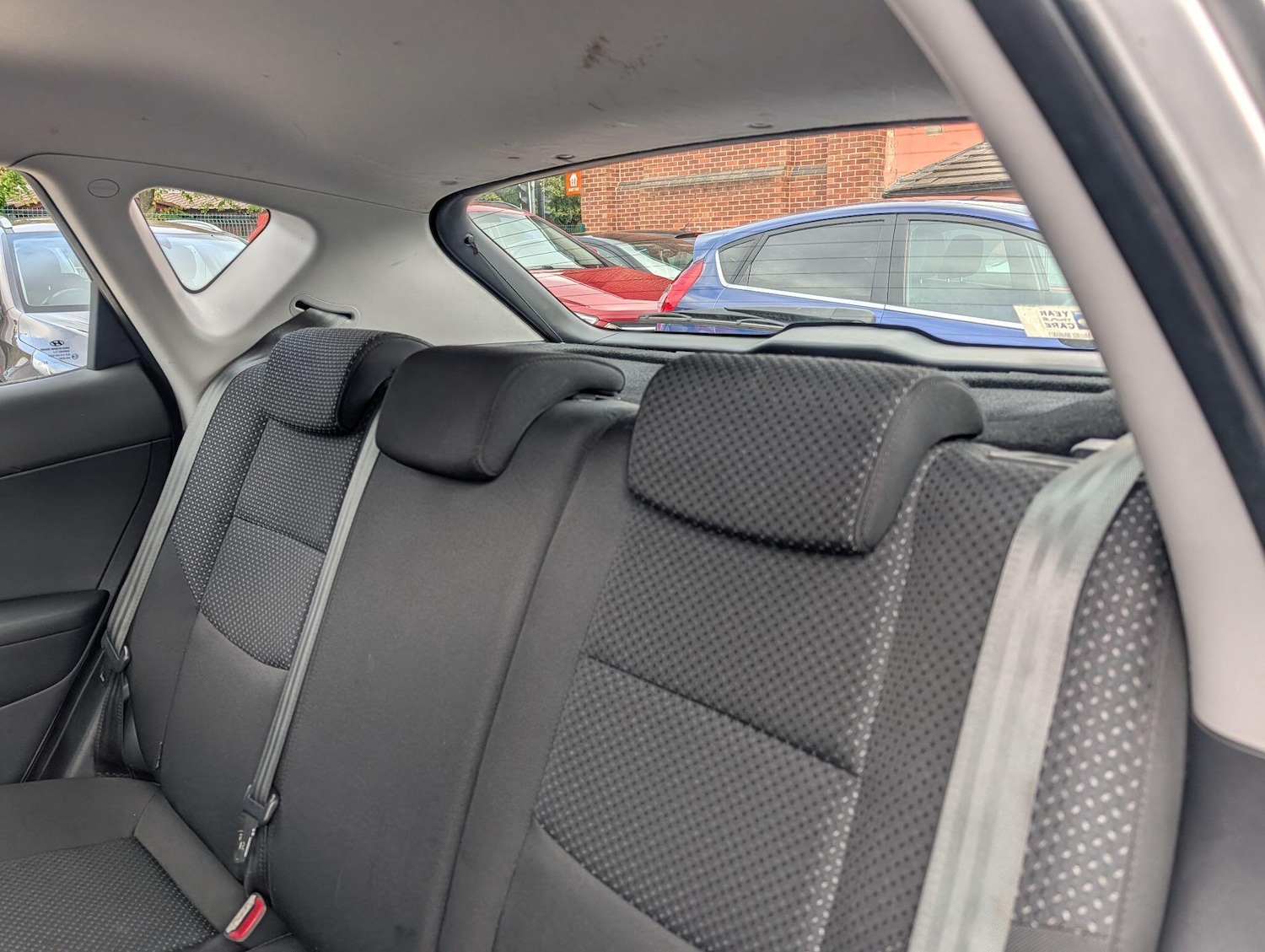 Used Hyundai i30 2011 for sale - 75989821: Photo 14