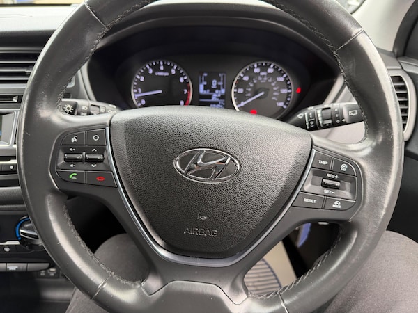 Used Hyundai i20 2017 for sale - 76282613: Photo 15