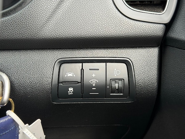 Used Hyundai i20 2017 for sale - 76282613: Photo 20