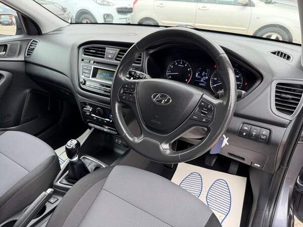 Used Hyundai i20 2017 for sale - 76282613: Photo 24
