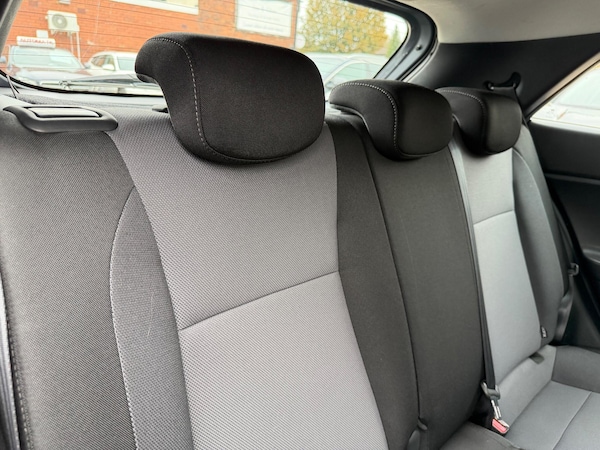 Used Hyundai i20 2017 for sale - 76282613: Photo 27