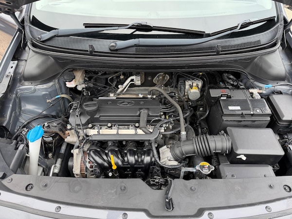 Used Hyundai i20 2017 for sale - 76282613: Photo 32