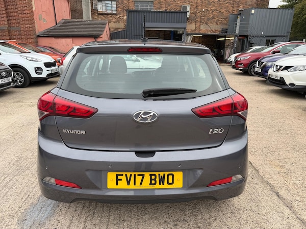 Used Hyundai i20 2017 for sale - 76282613: Photo 5
