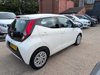 Used Toyota AYGO 2018 for sale - 75708577: Photo