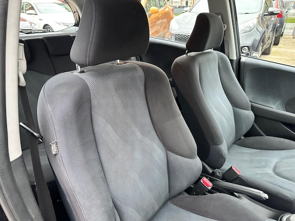 Used Honda Jazz 2009 for sale - 76226951: Photo 23