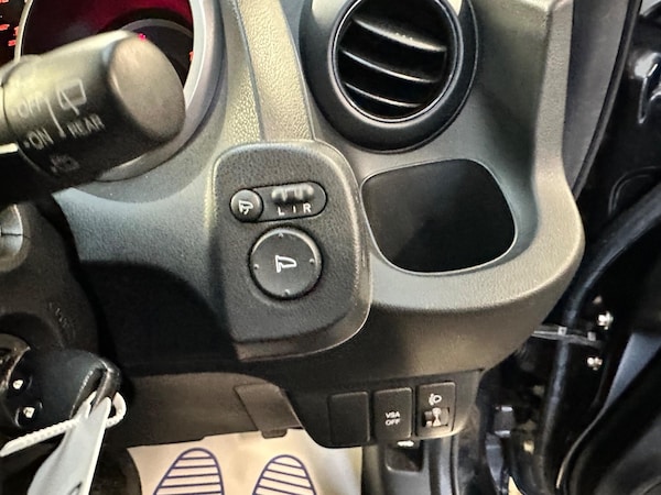 Used Honda Jazz 2009 for sale - 76226951: Photo 2