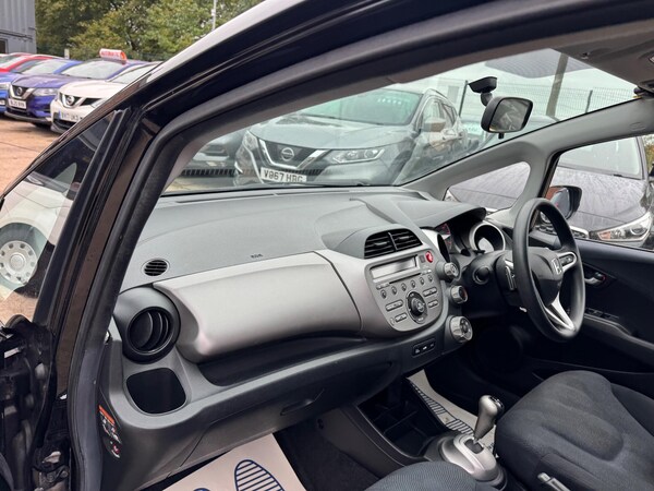 Used Honda Jazz 2009 for sale - 76226951: Photo 63