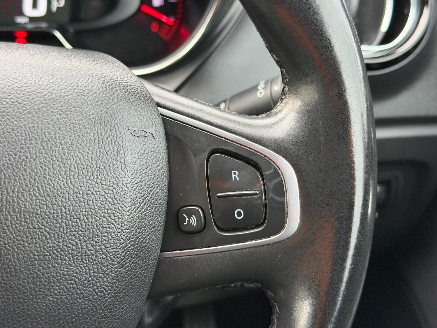 Used Renault Captur 2017 for sale - 76337654: Photo 26