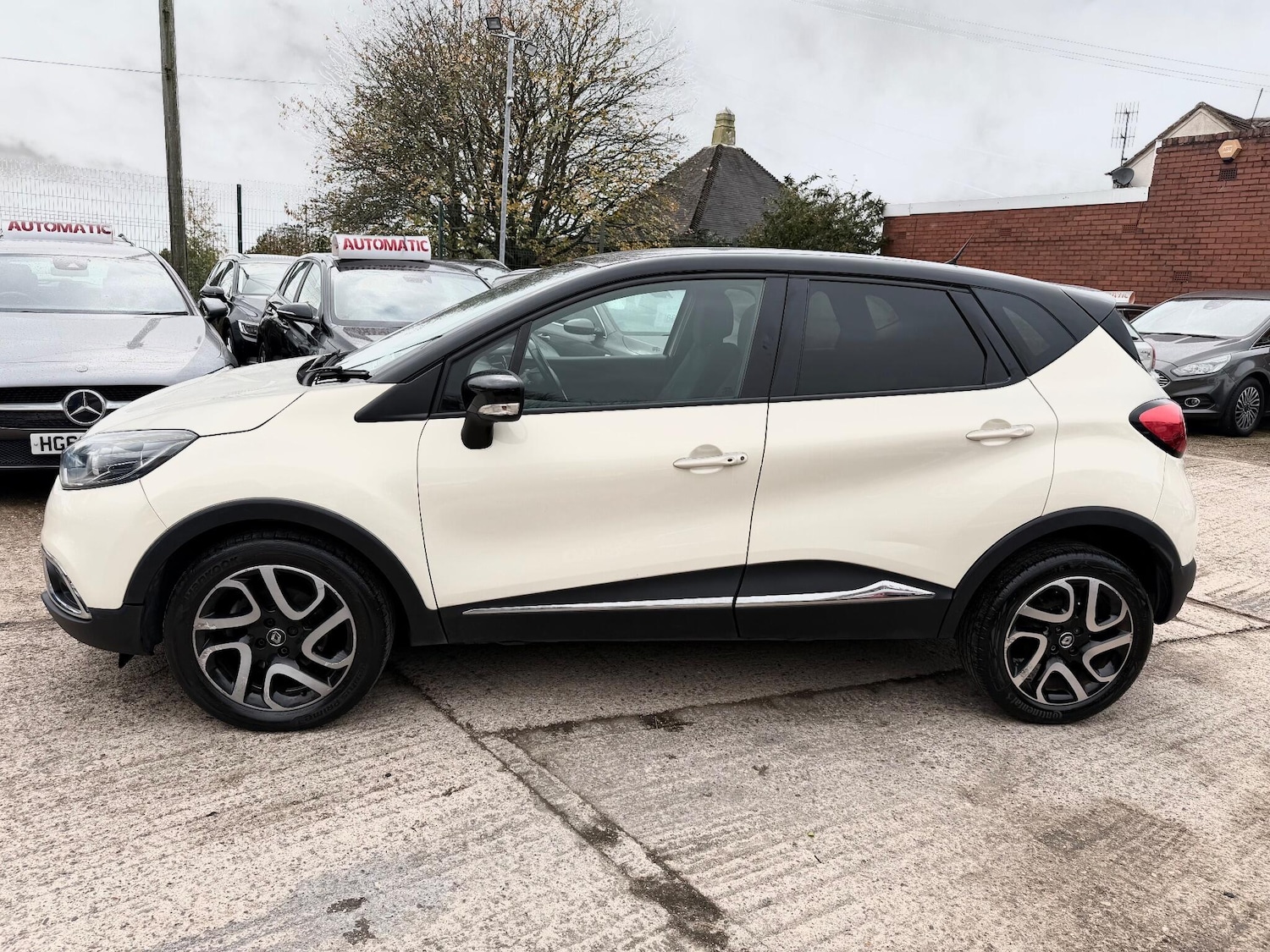 Used Renault Captur 2017 for sale - 76337654: Photo 7