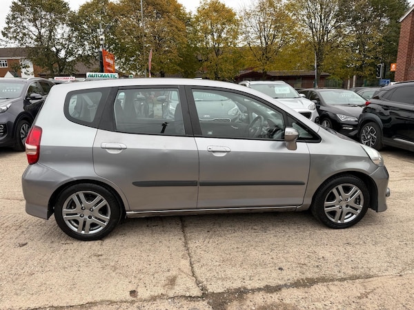 Used Honda Jazz 2007 for sale - 76238626: Photo 8