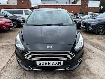 Used Ford S-Max 2018 for sale - 75388049: Photo