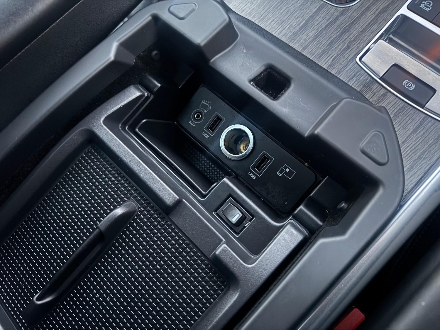 Used Land Rover Range Rover Sport 2015 for sale - 76898484: Photo 34