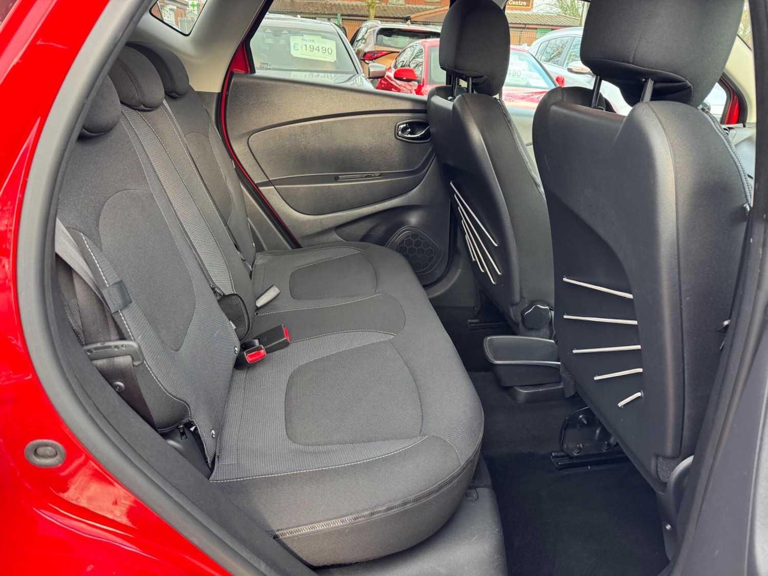 Used Renault Captur 2017 for sale - 77657947: Photo 10