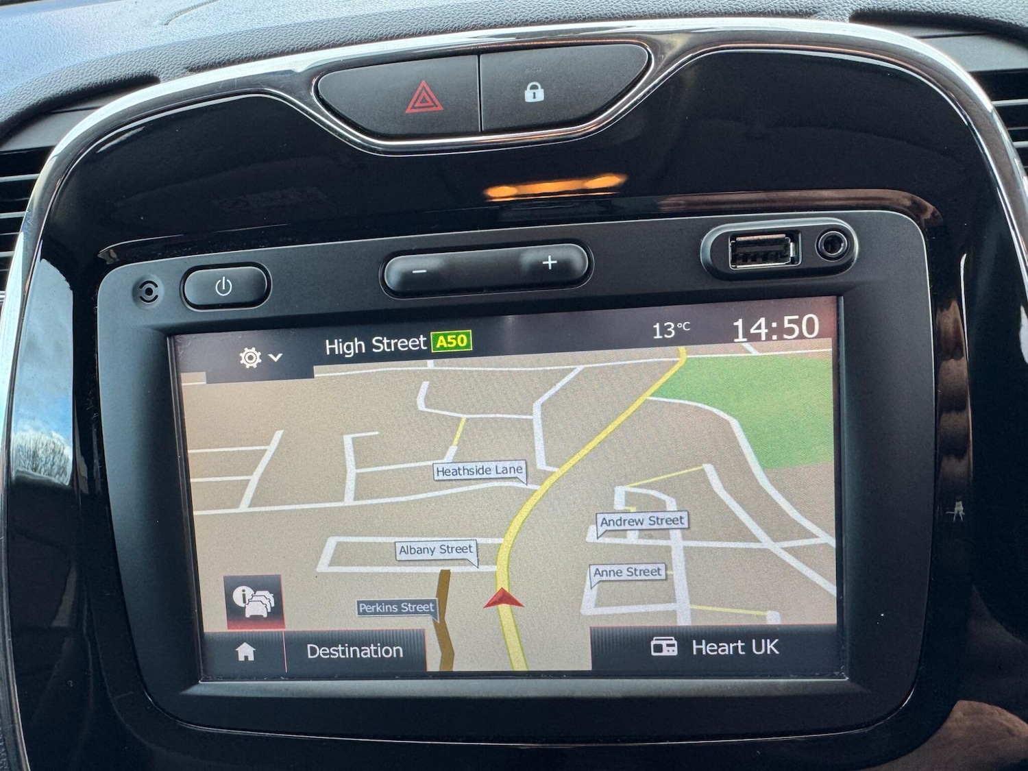 Used Renault Captur 2017 for sale - 77657947: Photo 13