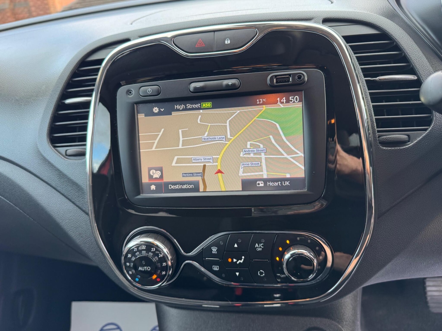 Used Renault Captur 2017 for sale - 77657947: Photo 22