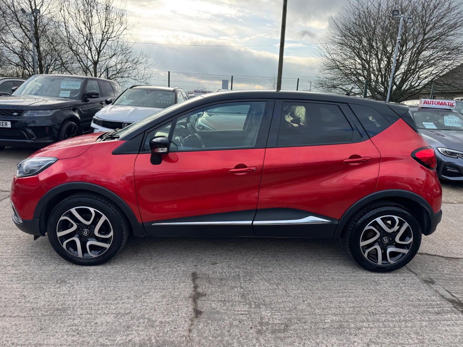 Used Renault Captur 2017 for sale - 77657947: Photo 8