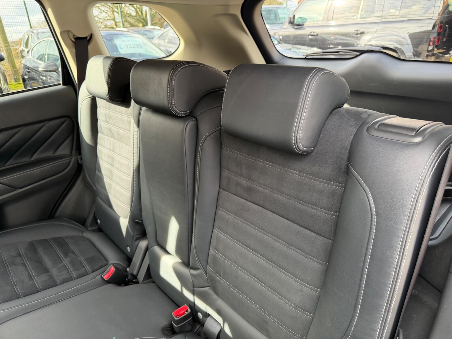 Used Mitsubishi Outlander for sale - 77658771: Photo 16