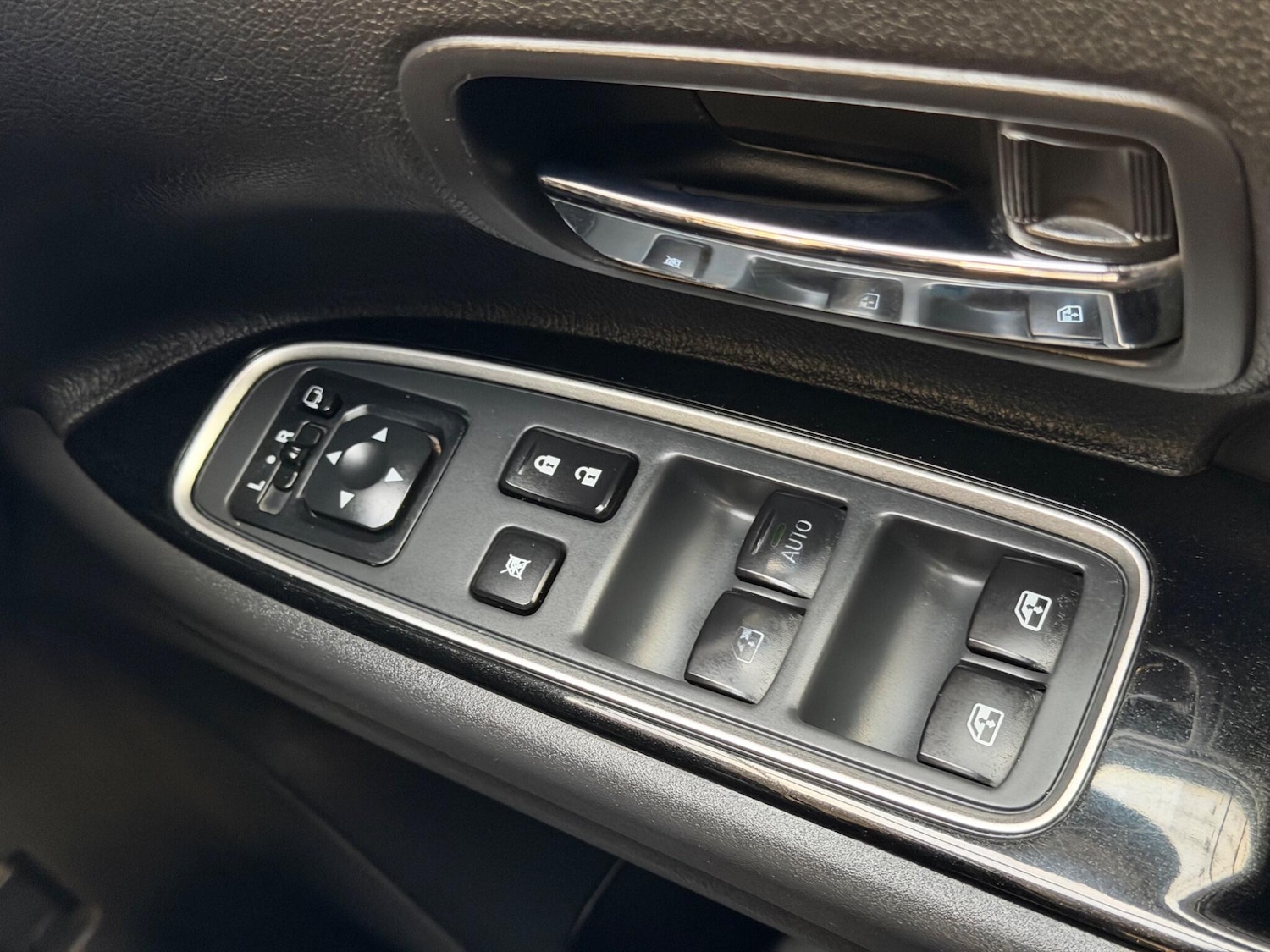 Used Mitsubishi Outlander for sale - 77658771: Photo 22